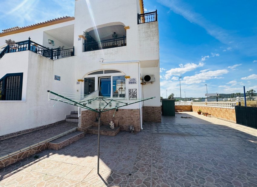 Reventa - Apartamento / piso -
Orihuela - Entre Naranjos Vistabella