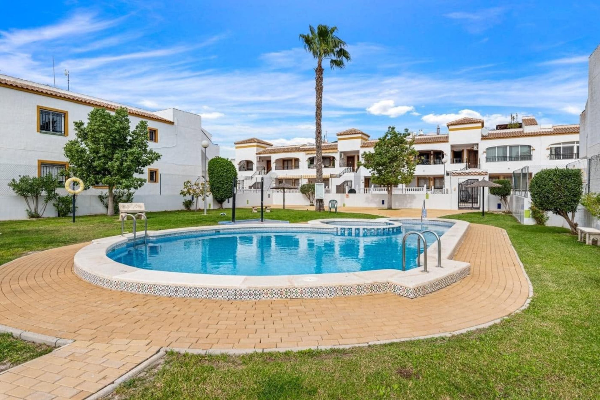Reventa - Apartamento / piso -
Orihuela - Entre Naranjos Vistabella