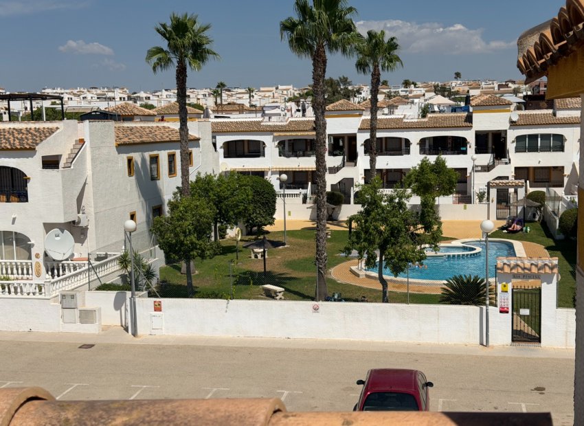 Reventa - Apartamento / piso -
Orihuela - Entre Naranjos Vistabella