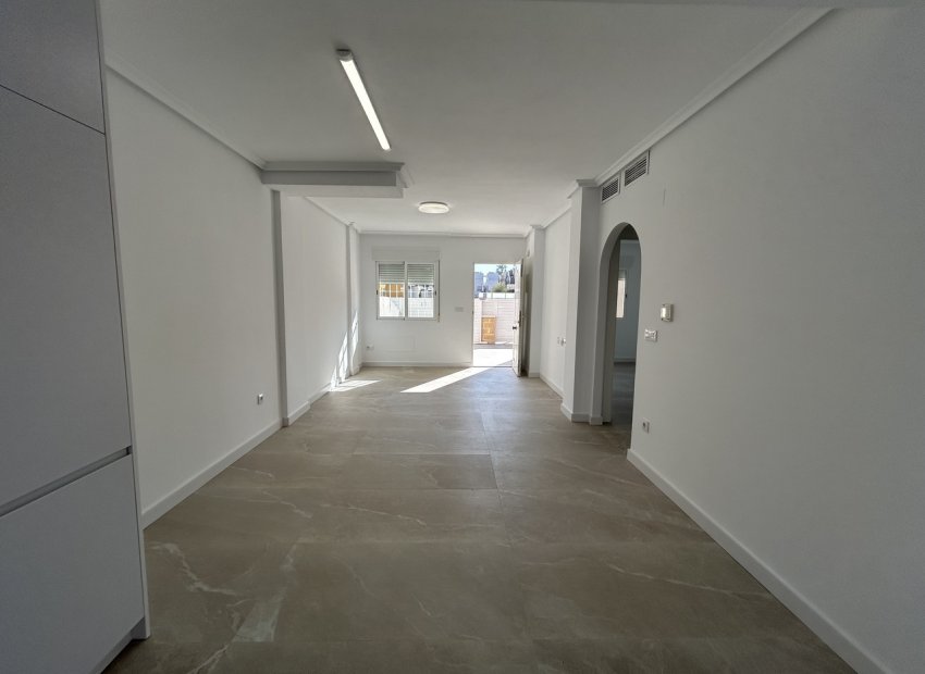 Reventa - Apartamento / piso -
Pilar de la Horadada