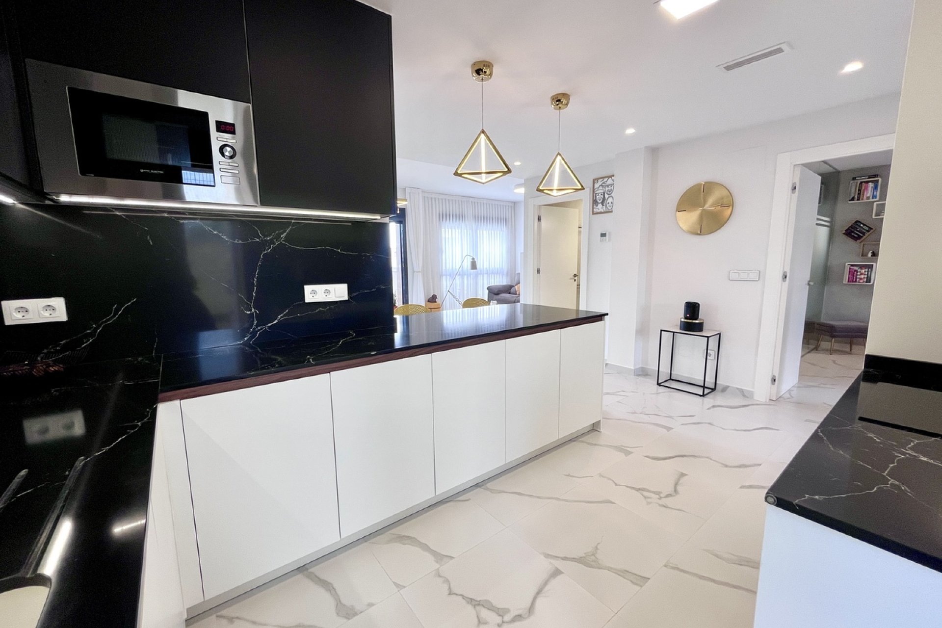 Reventa - Apartamento / piso -
San Miguel de Salinas