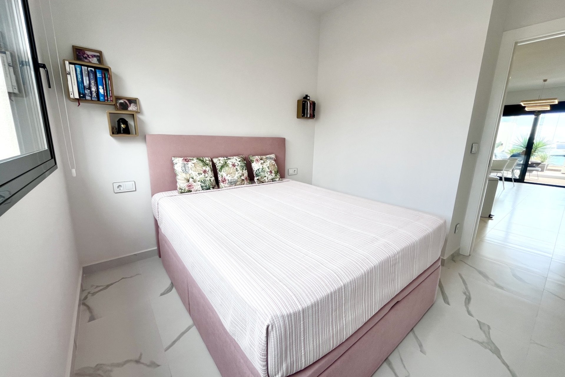 Reventa - Apartamento / piso -
San Miguel de Salinas