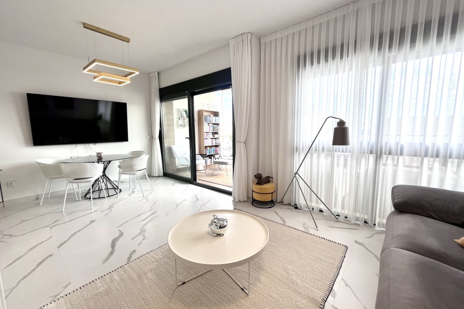 Reventa - Apartamento / piso -
San Miguel de Salinas