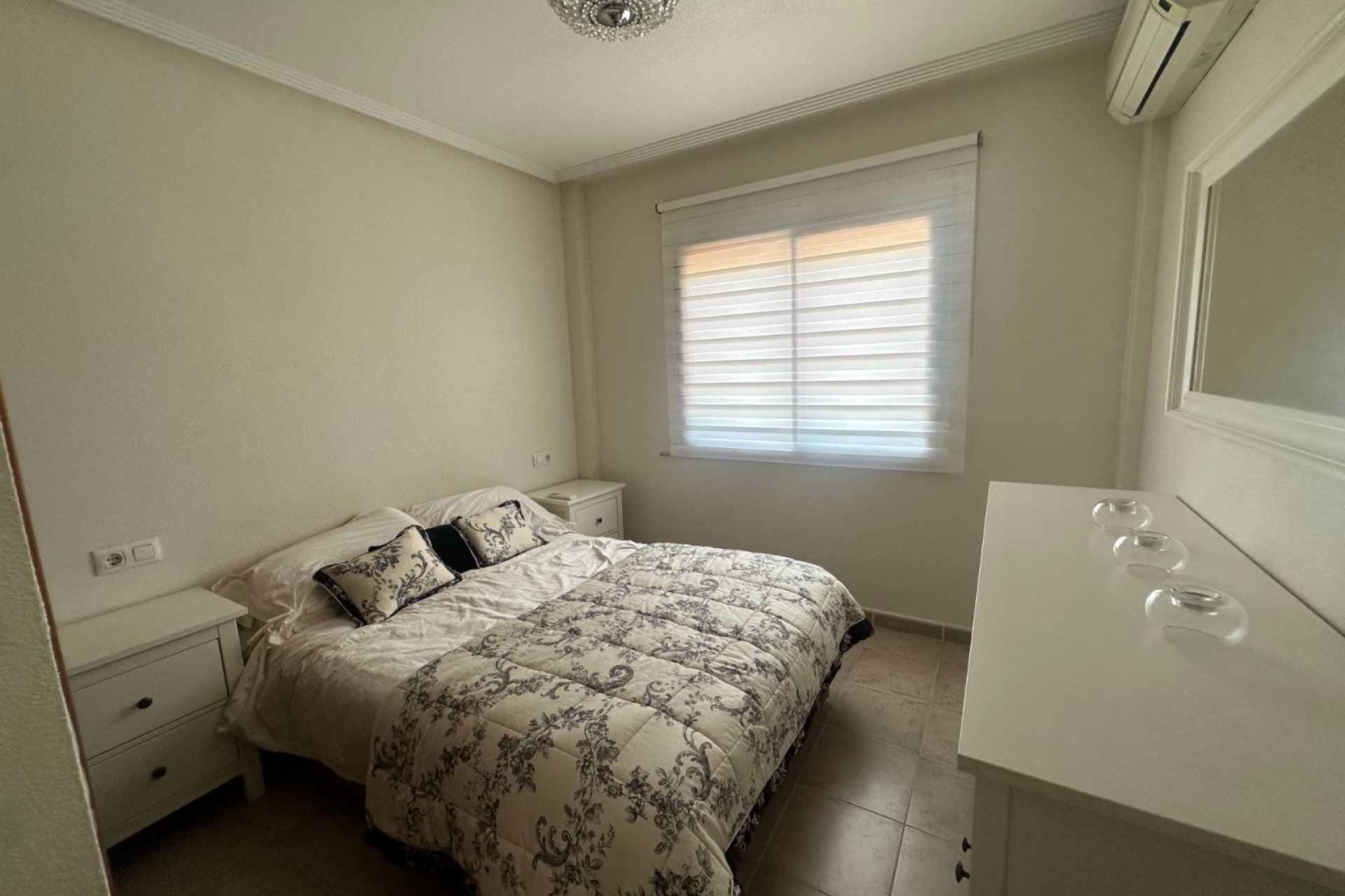Reventa - Apartamento / piso -
Torrevieja - Aguas Nuevas