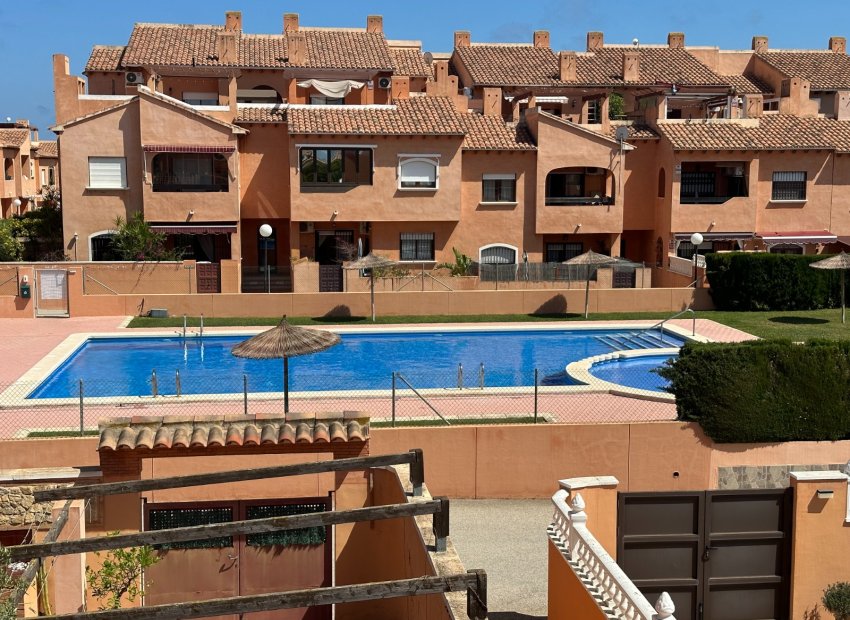Reventa - Apartamento / piso -
Torrevieja - Aguas Nuevas