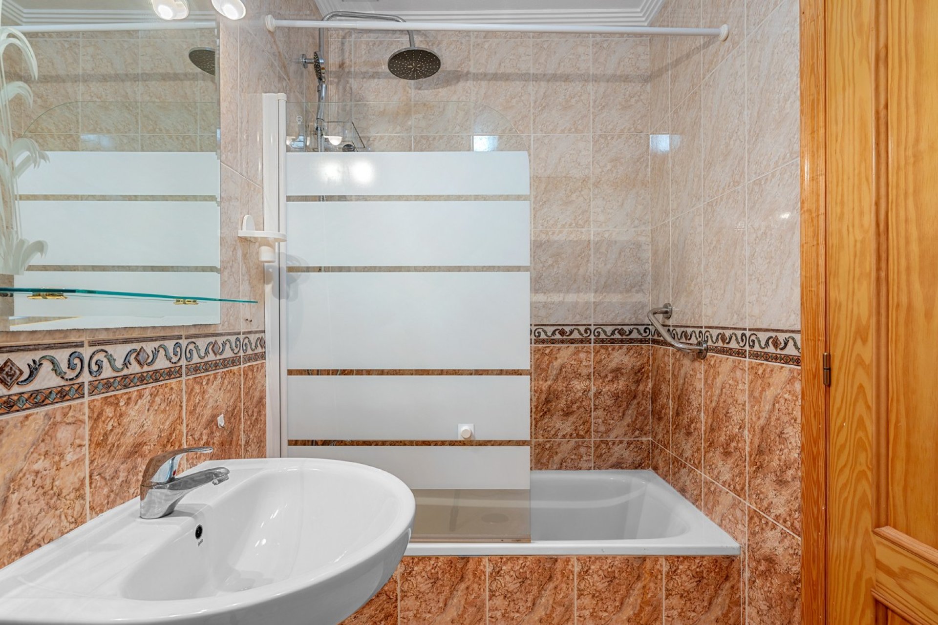 Reventa - Apartamento / piso -
Torrevieja - La Mata