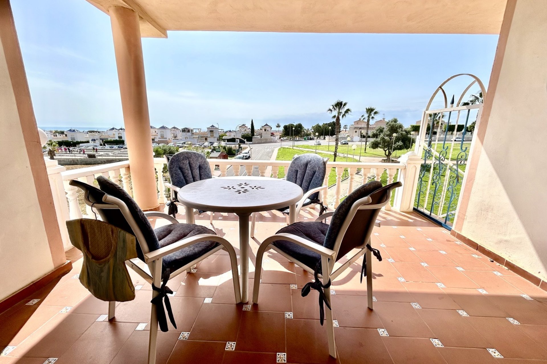 Reventa - Apartamento / piso -
Torrevieja - Los Altos