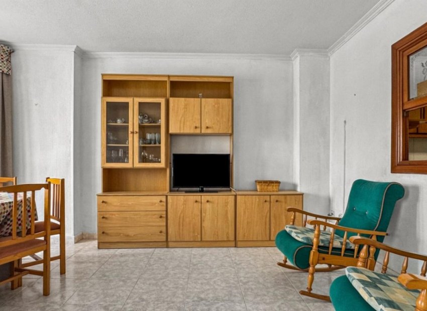 Reventa - Apartamento / piso -
Torrevieja - Playa de los Locos