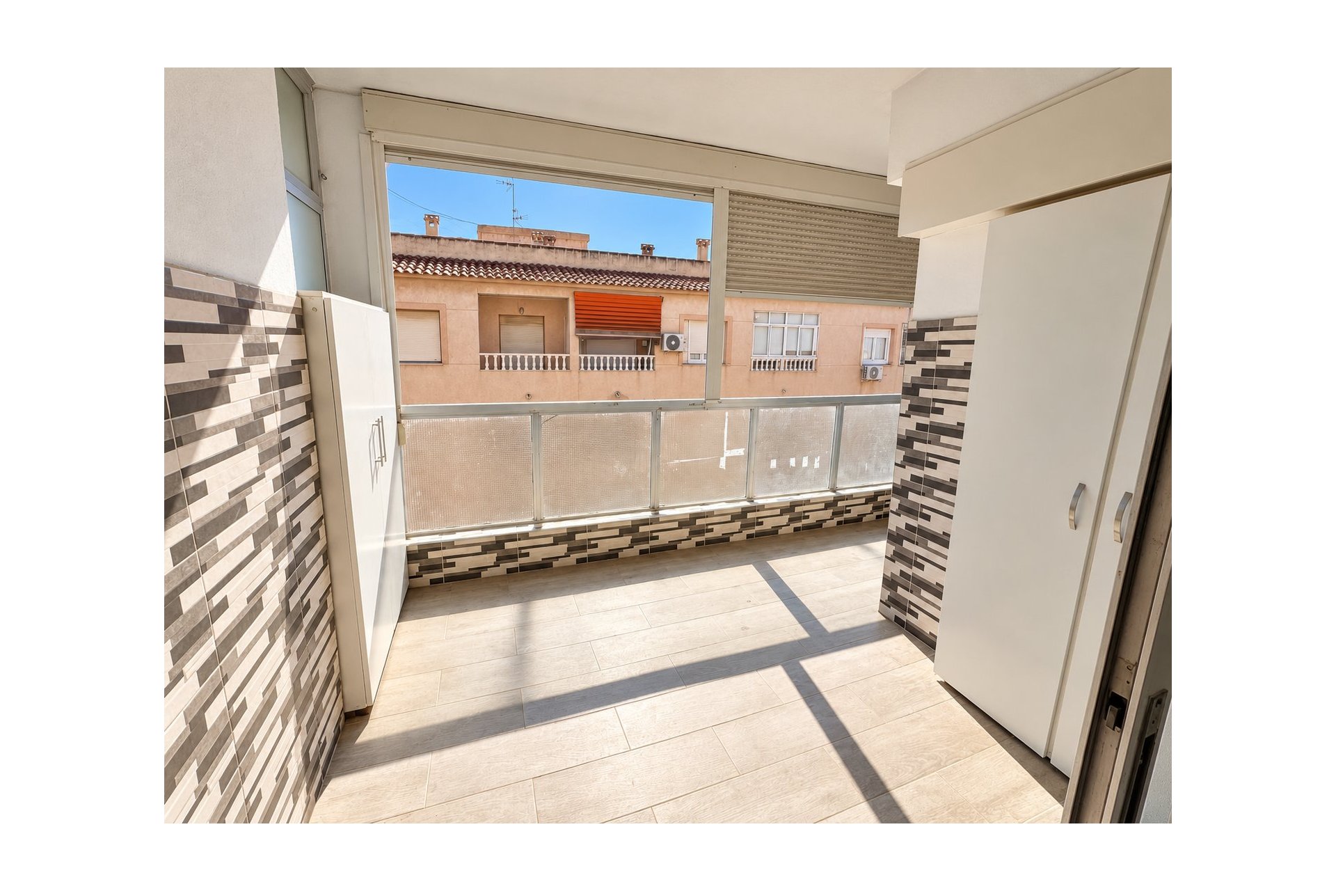 Reventa - Apartamento / piso -
Torrevieja - playa de los naufragos