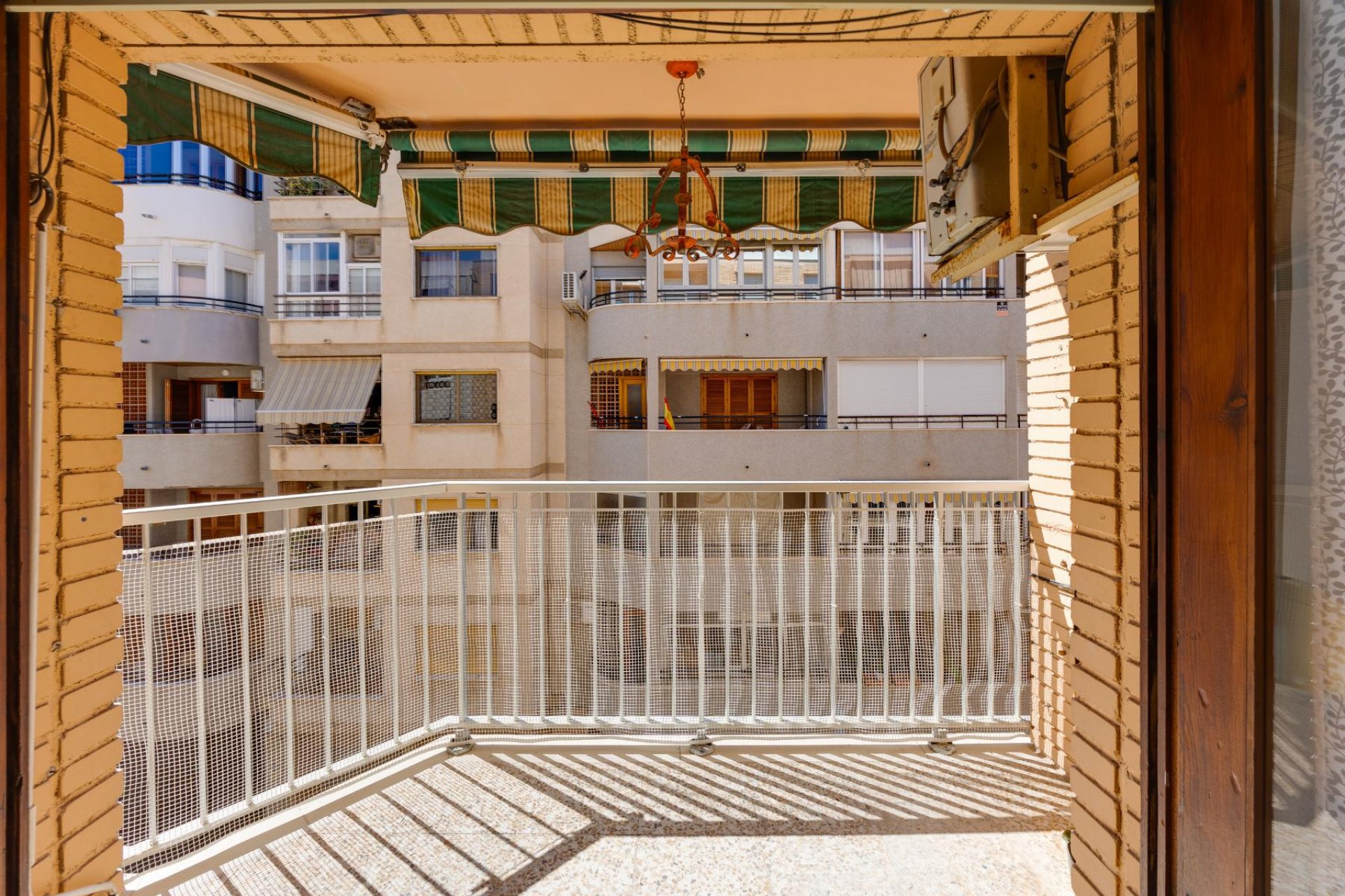 Reventa - Apartamento / piso -
Torrevieja - Playa del Acequión