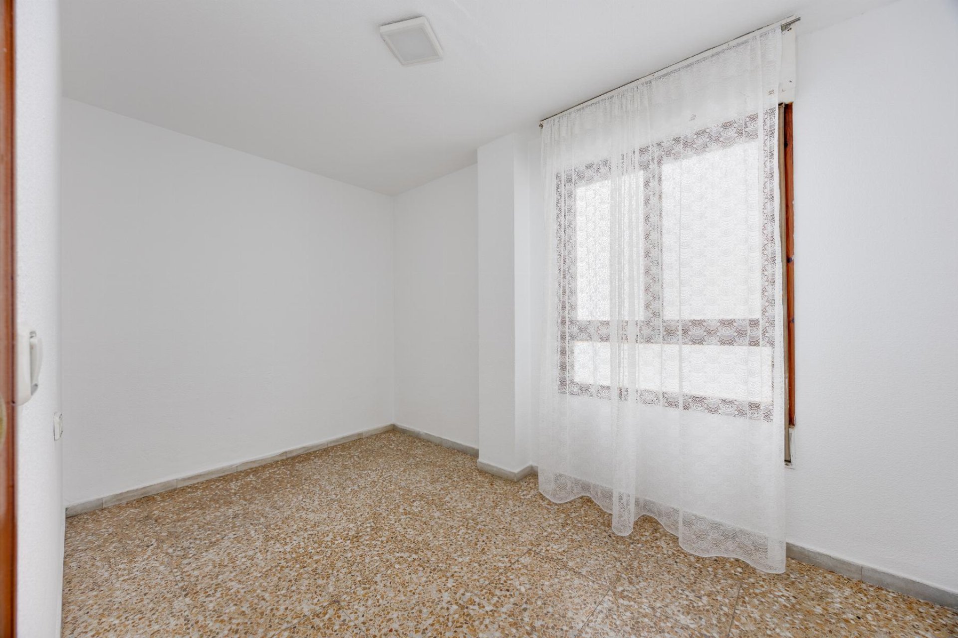 Reventa - Apartamento / piso -
Torrevieja - Playa del Acequión