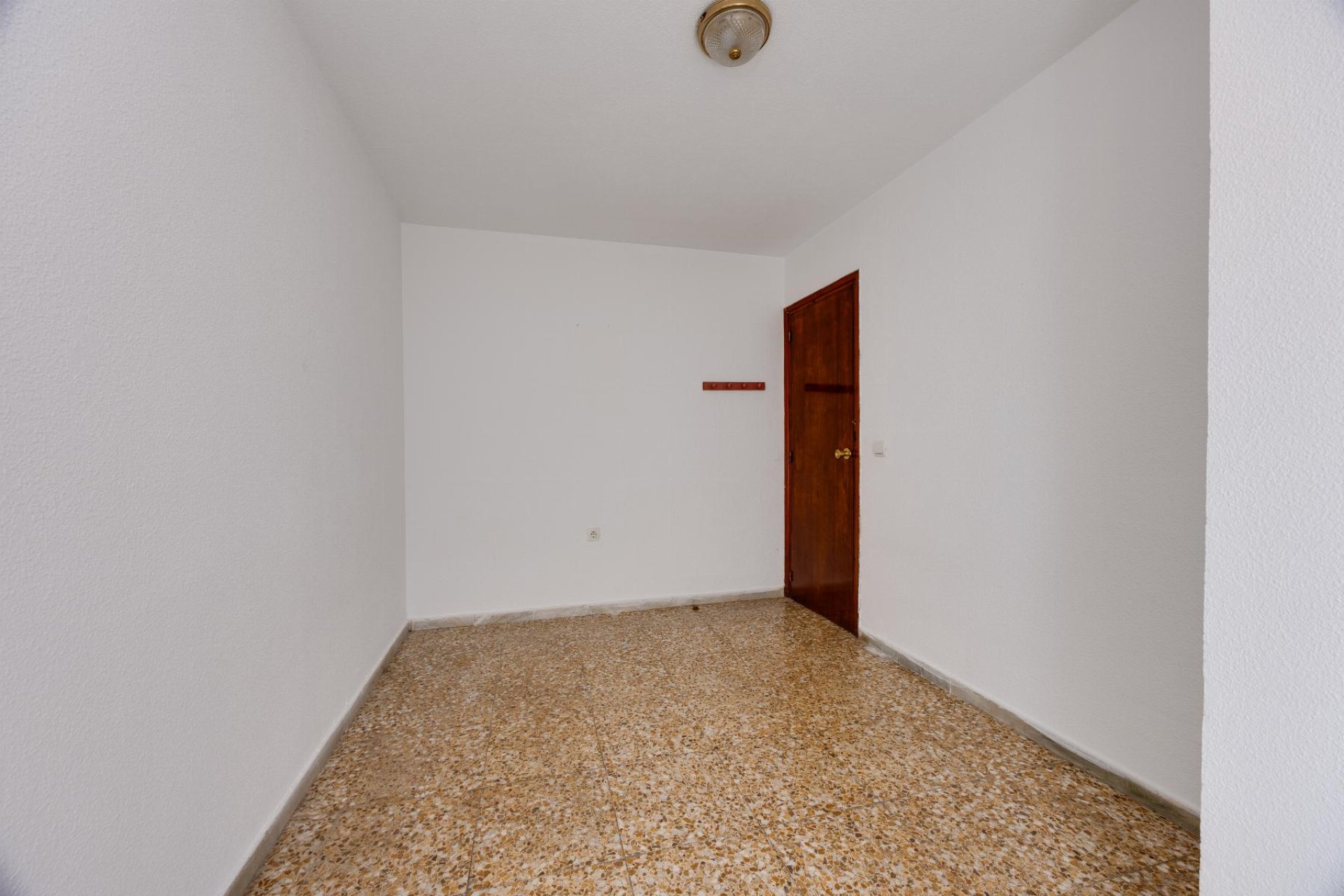 Reventa - Apartamento / piso -
Torrevieja - Playa del Acequión