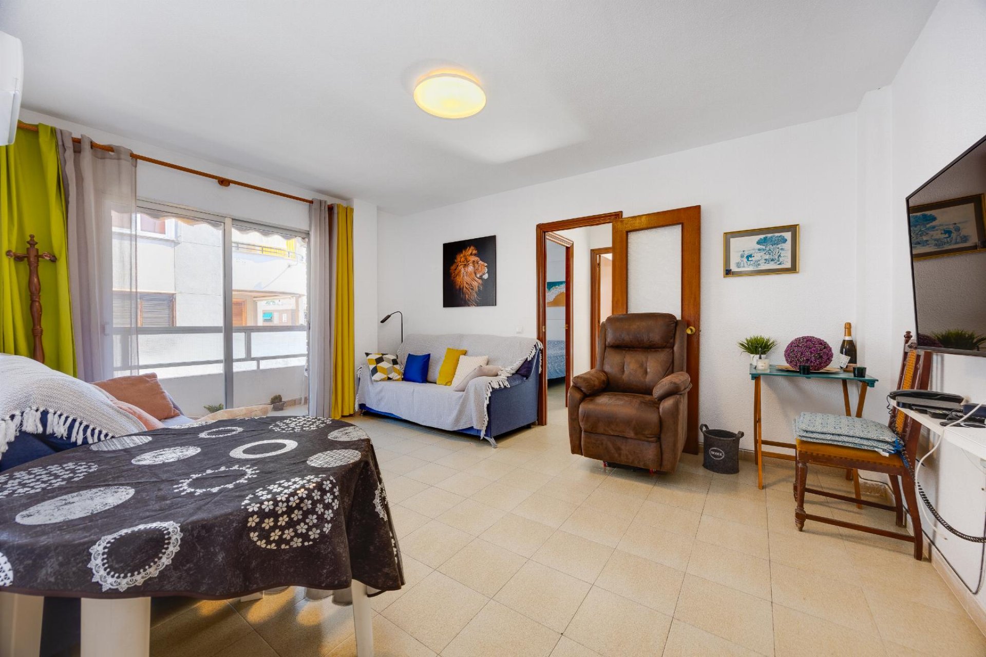 Reventa - Apartamento / piso -
Torrevieja - Playa del Acequión