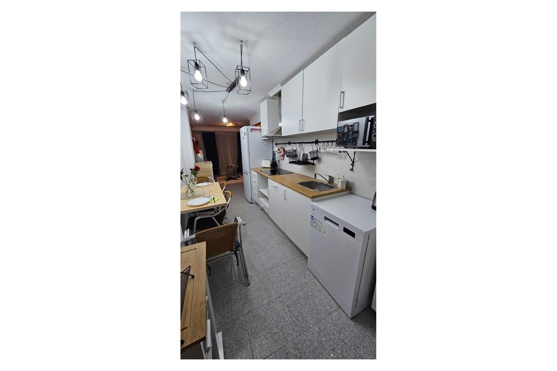 Reventa - Apartamento / piso -
Torrevieja - Playa Los Locos