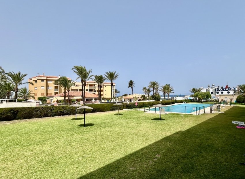 Reventa - Apartamento / piso -
Torrevieja - Punta Prima
