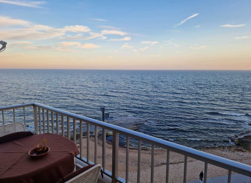 Reventa - Apartamento / piso -
Torrevieja