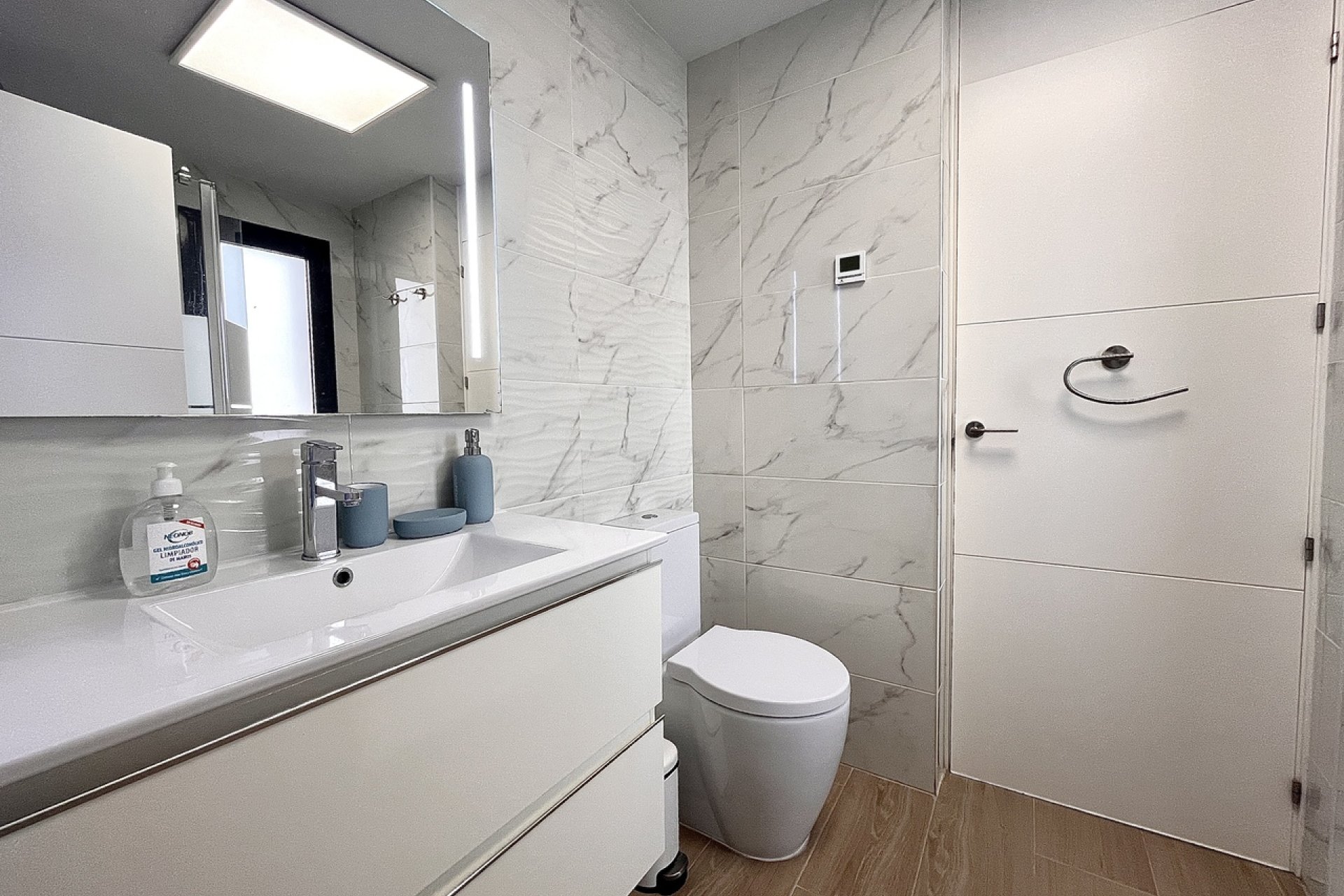 Reventa - Apartamento / piso -
Villamartín - Villamartin