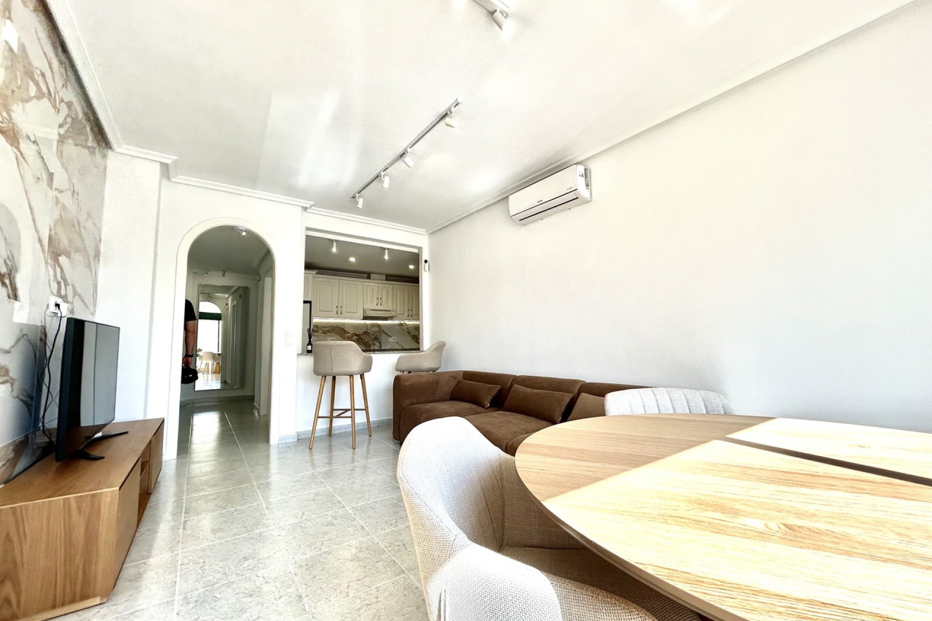 Reventa - Apartamento / piso -
Villamartín - Villamartin