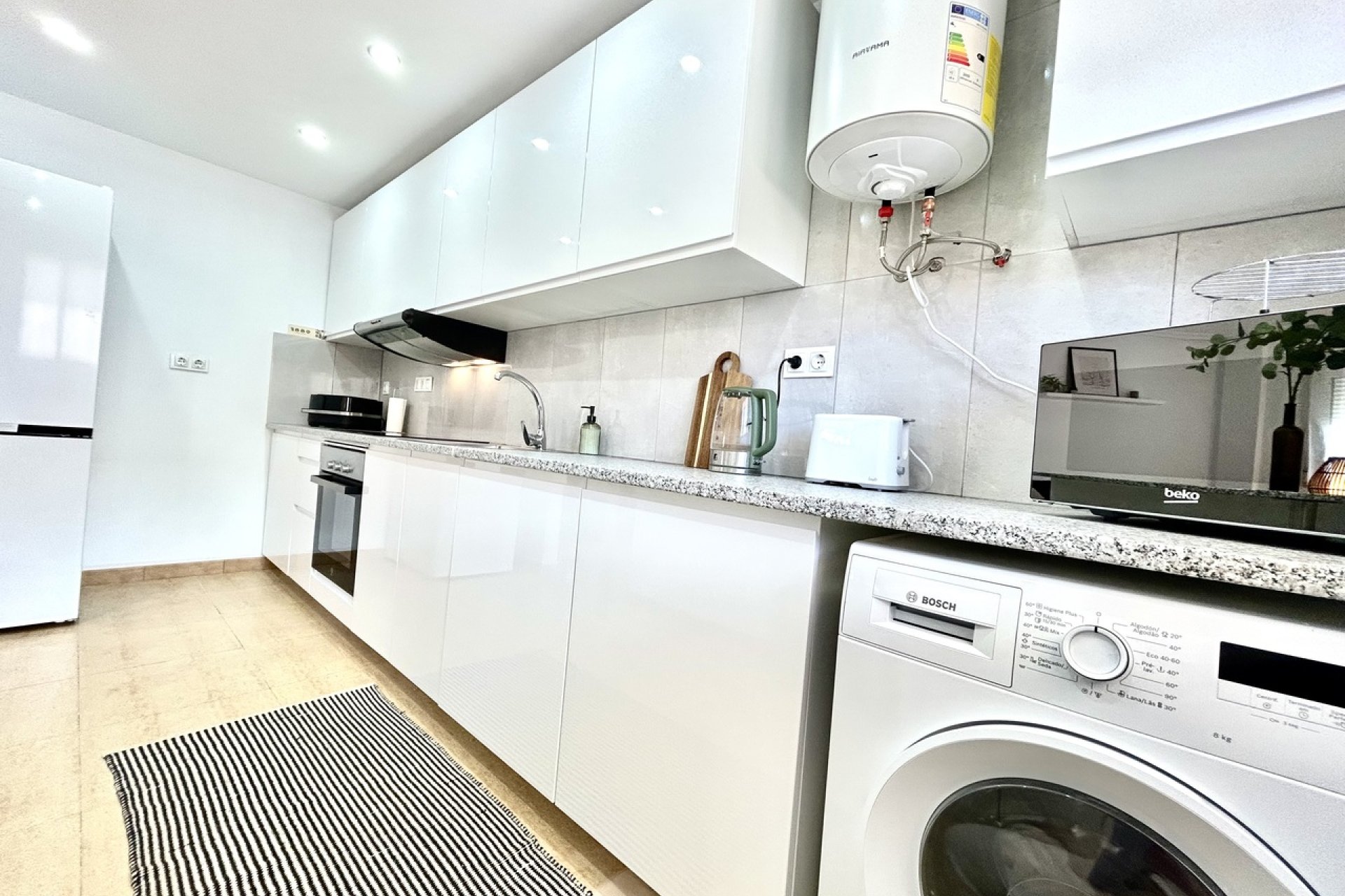 Reventa - Apartamento / piso -
Villamartín - Villamartin