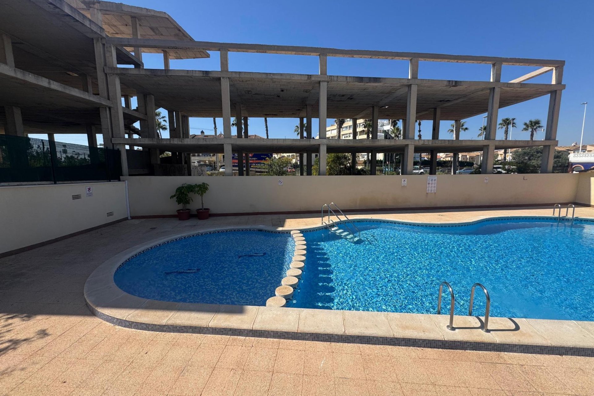 Reventa - Apartamento -
Torrevieja - La Mata