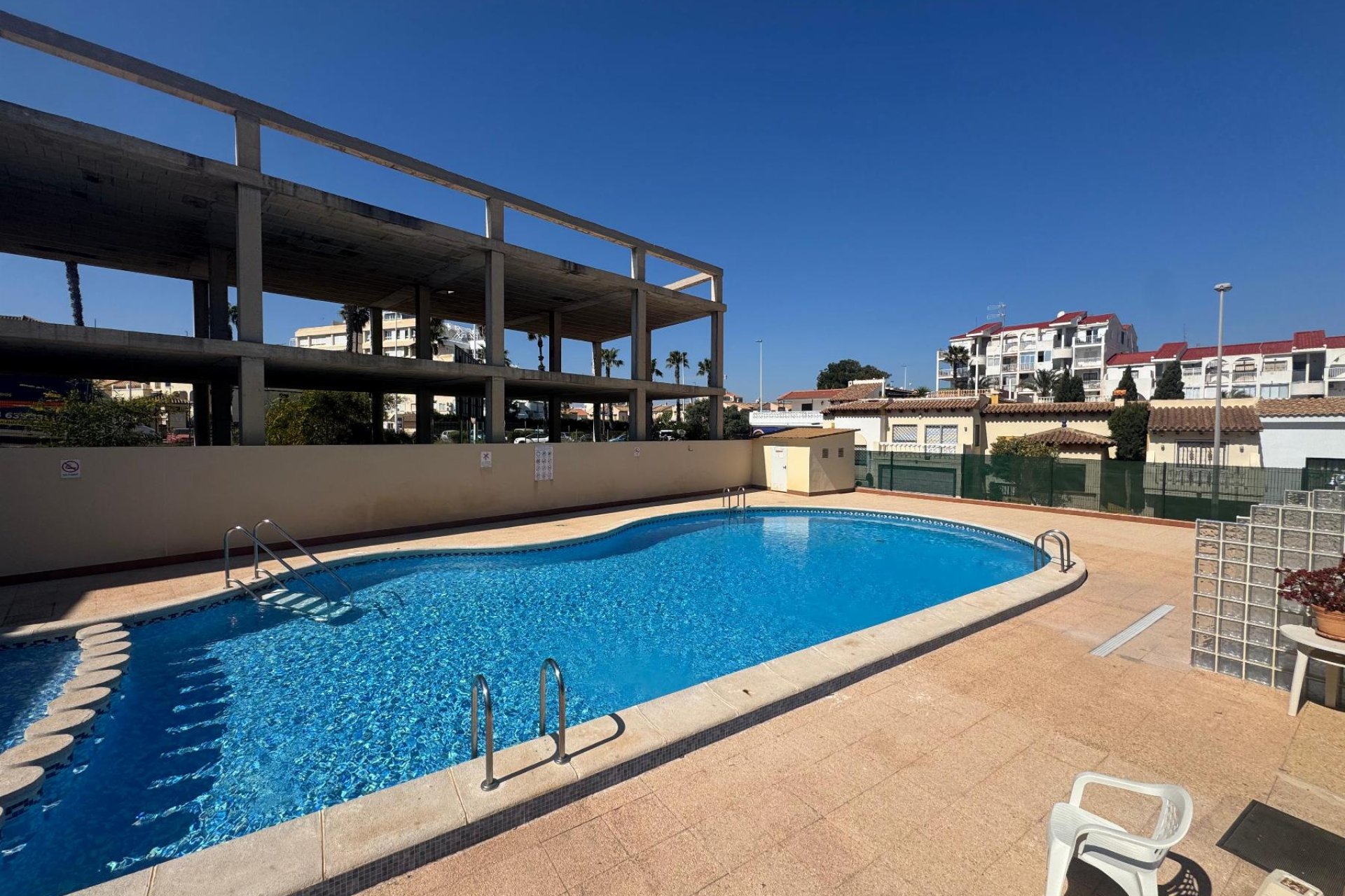 Reventa - Apartamento -
Torrevieja - La Mata