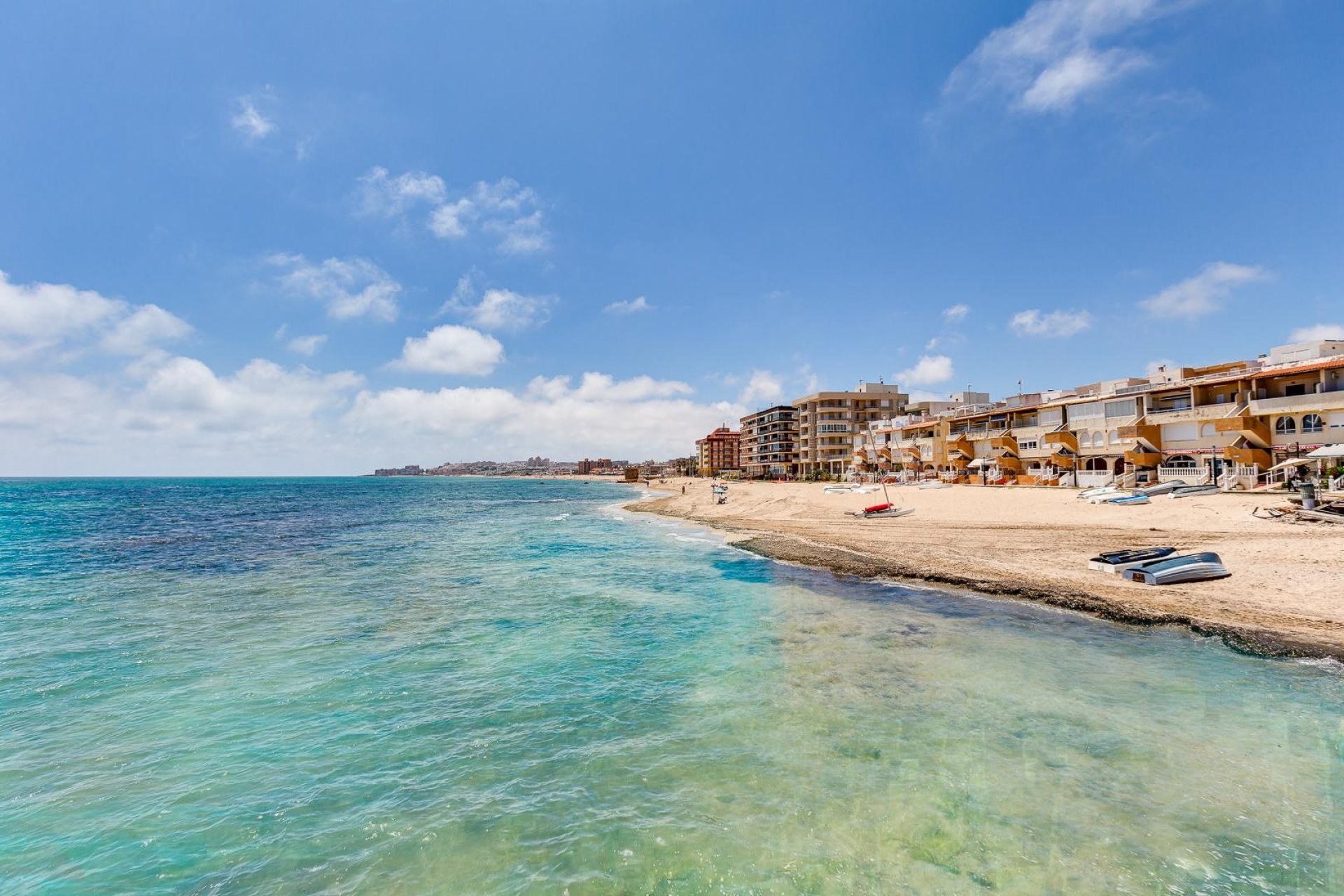Reventa - Apartamento -
Torrevieja - La Mata