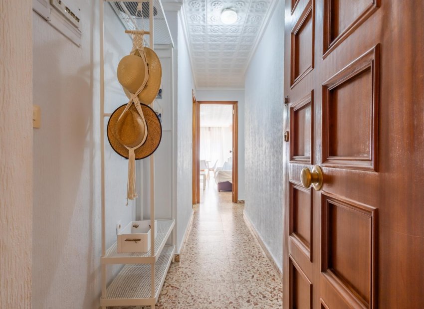Reventa - Apartamento -
Torrevieja - playa de los naufragos