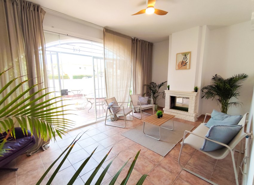 Reventa - Bungalow -
Orihuela Costa - Playa Flamenca