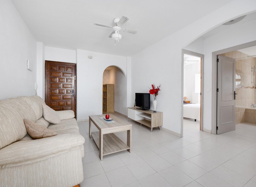 Reventa - Bungalow -
Torrevieja - playa de los naufragos
