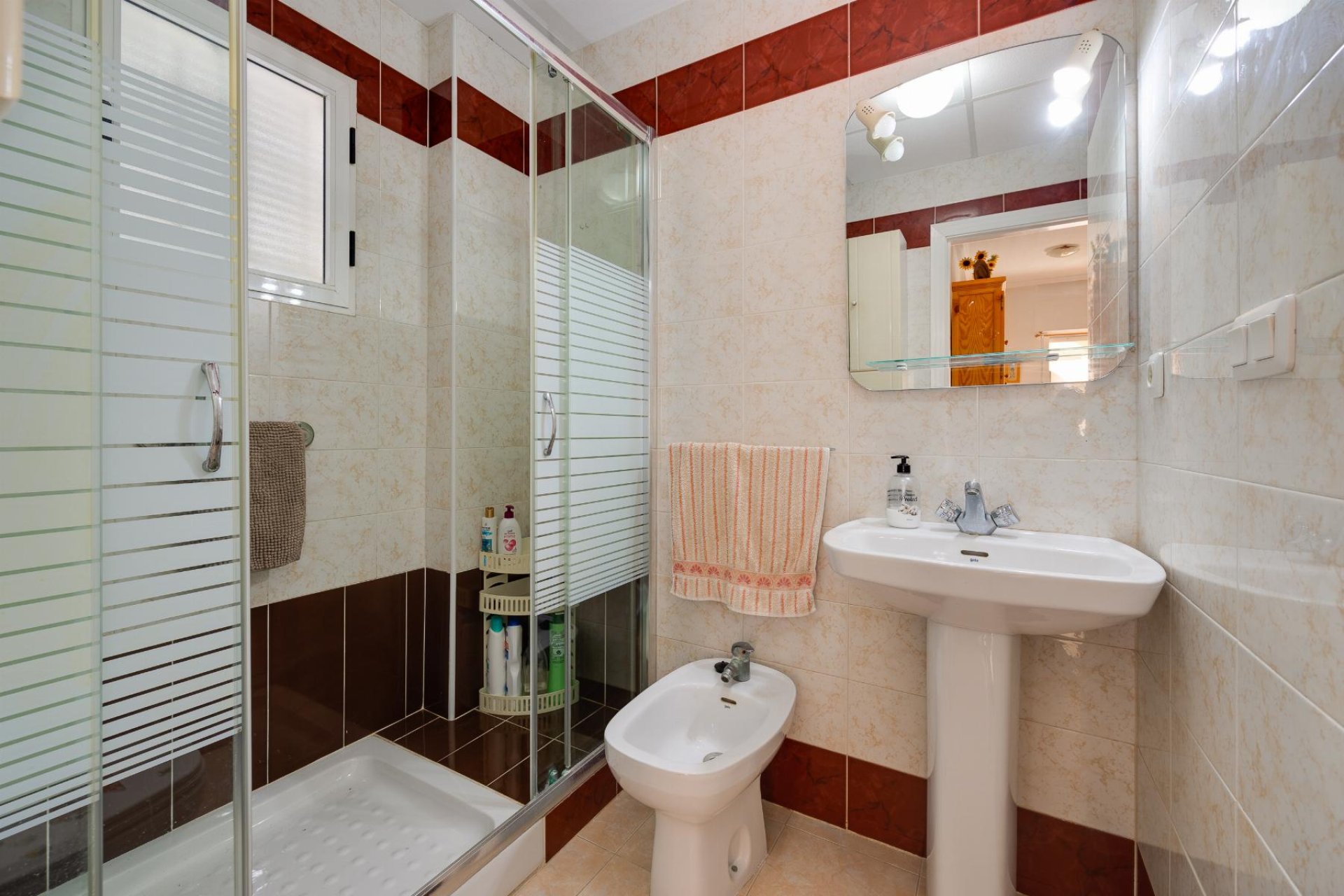 Reventa - Bungalow -
Torrevieja - playa de los naufragos