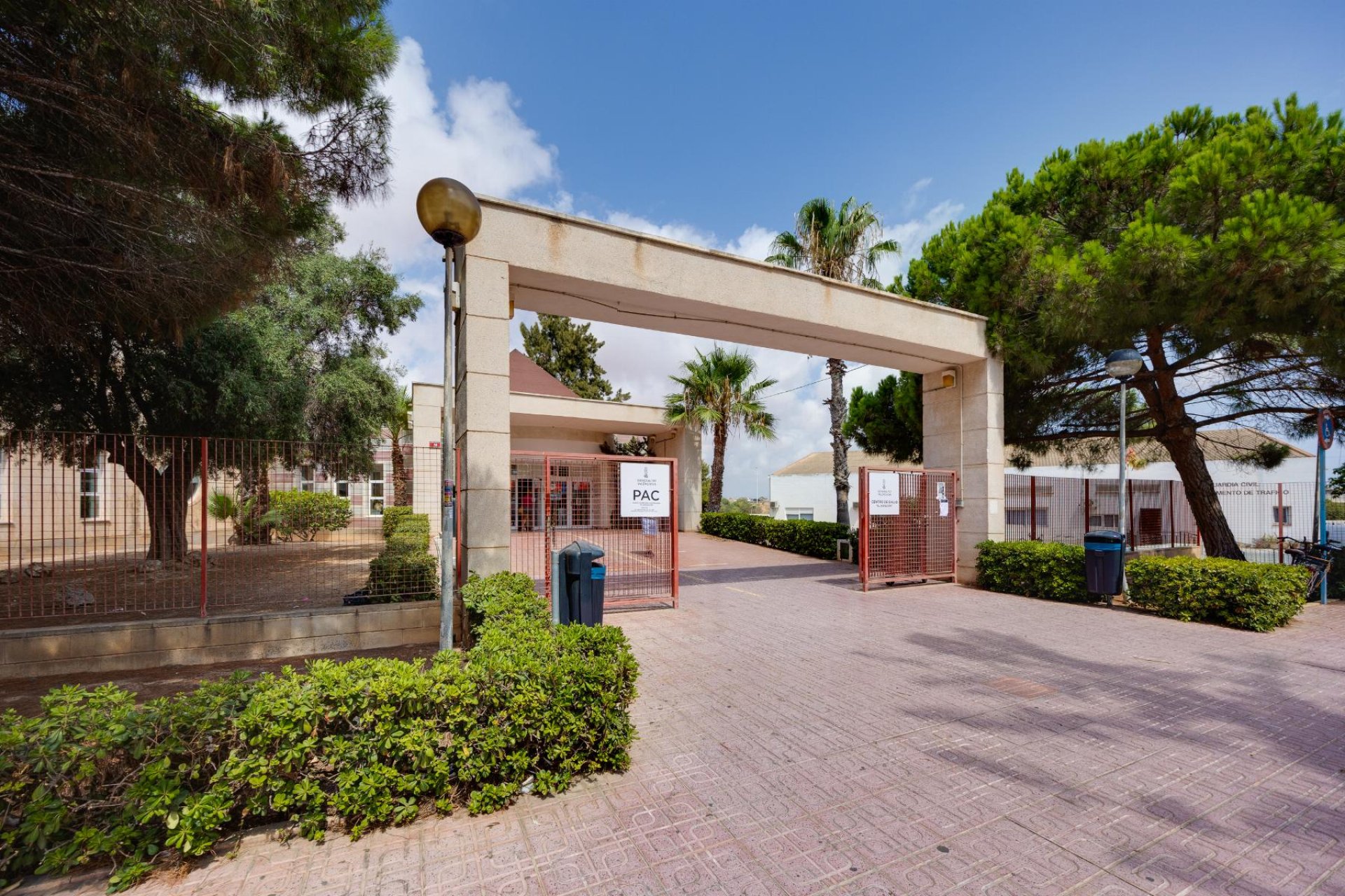 Reventa - Bungalow -
Torrevieja - Playa del Acequión