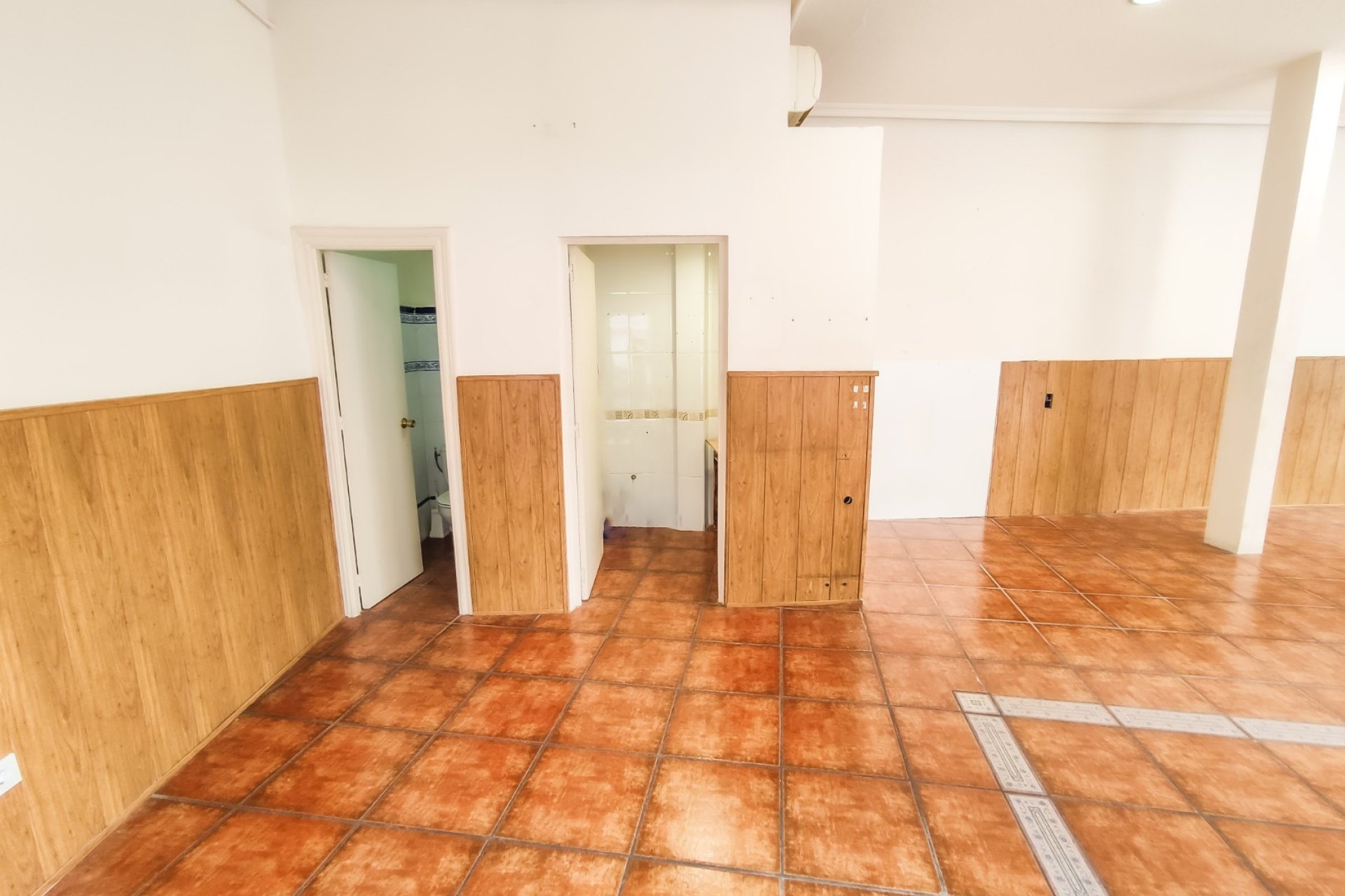 Reventa - Bussines Premises -
Elche - Plaza Crevillente