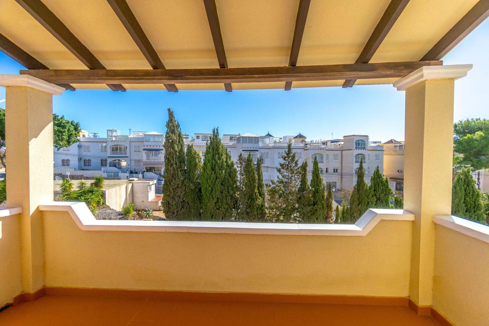 Reventa - Casa -
Orihuela Costa - Las Filipinas