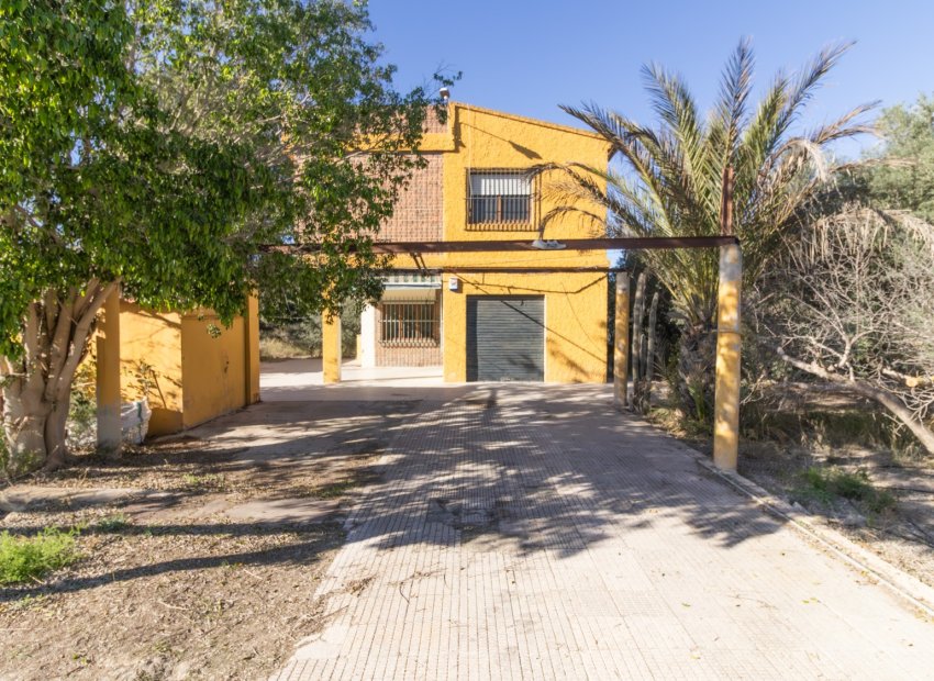 Reventa - Chalet -
Elche - Alzabares Alto