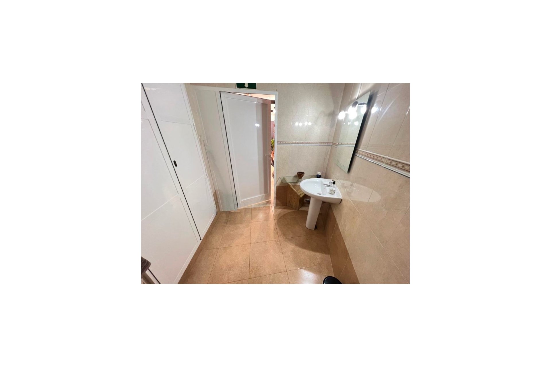 Reventa - Comercial -
Guardamar del Segura - Guardamar