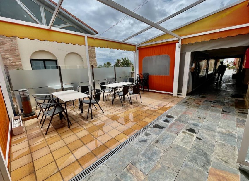 Reventa - Comercial -
La Finca Golf - La finca Golf