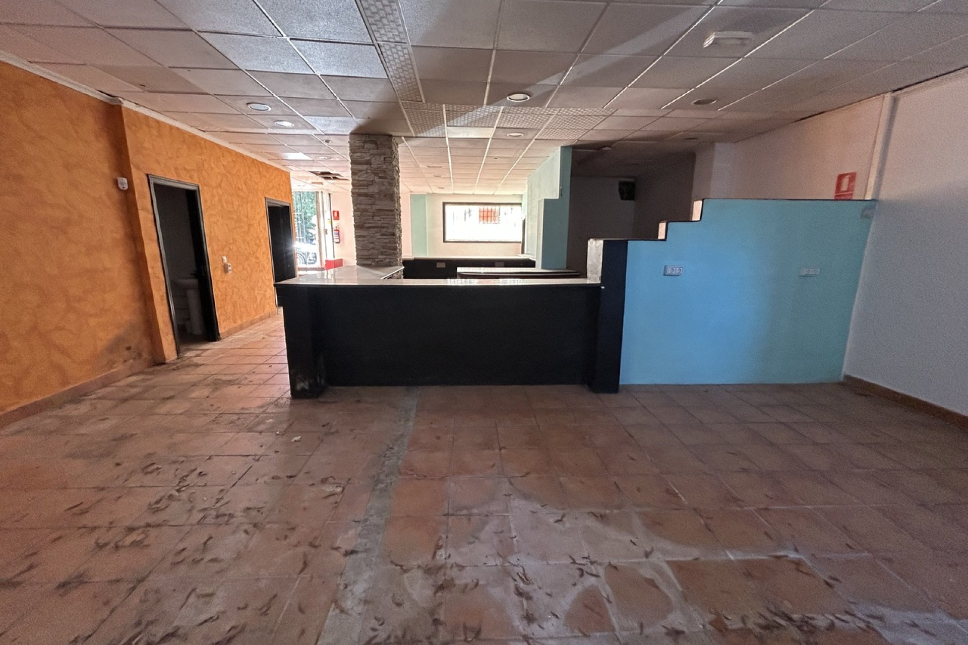 Reventa - Comercial -
Villamartín - Villamartin
