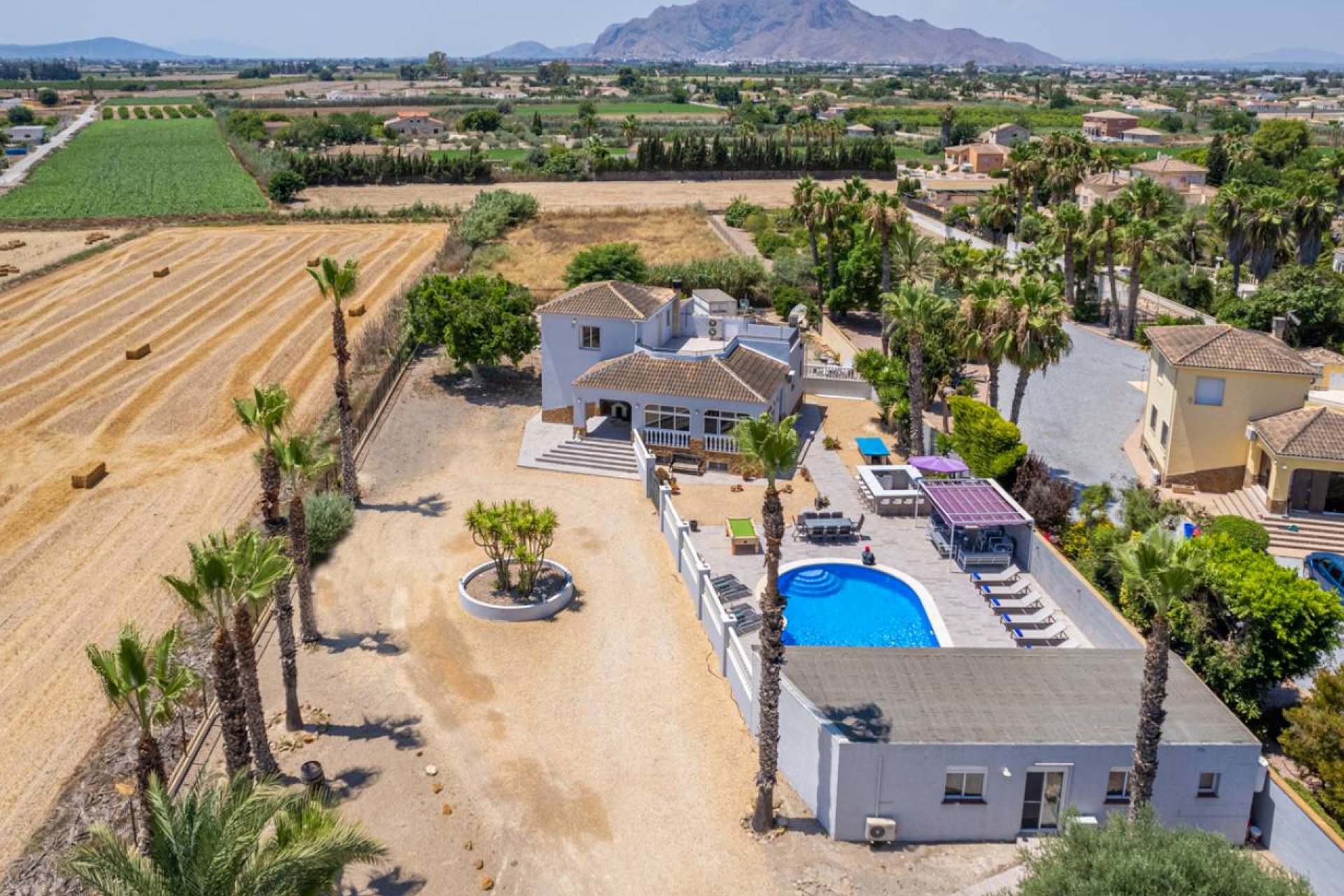 Reventa - Finca -
Catral