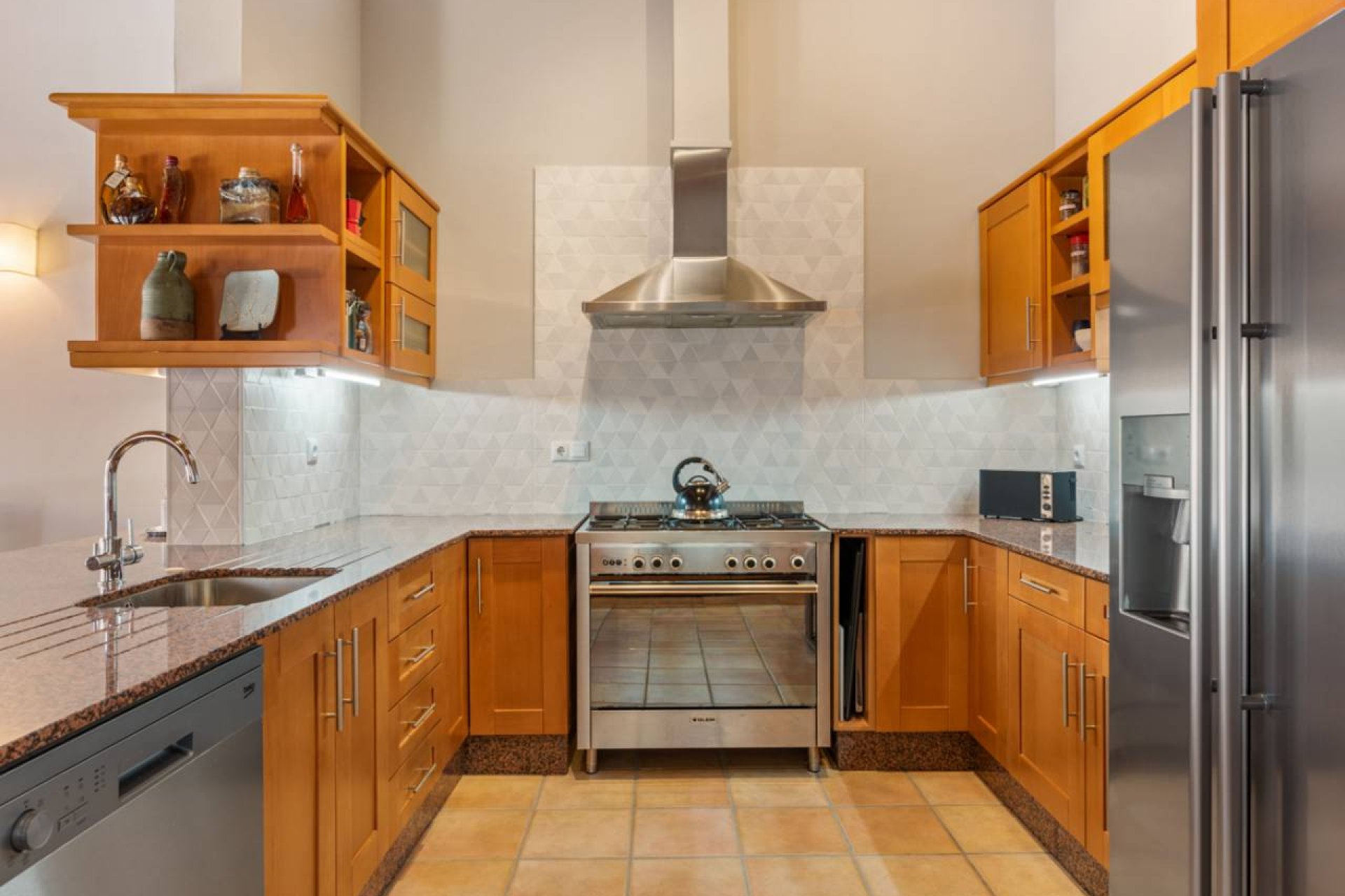 Reventa - Finca -
Catral