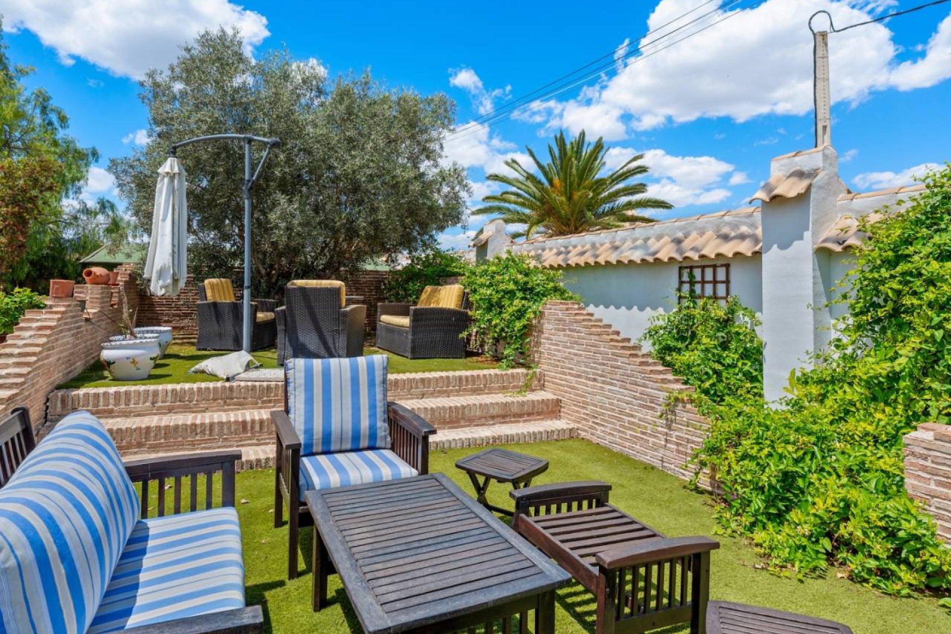 Reventa - Finca -
Catral