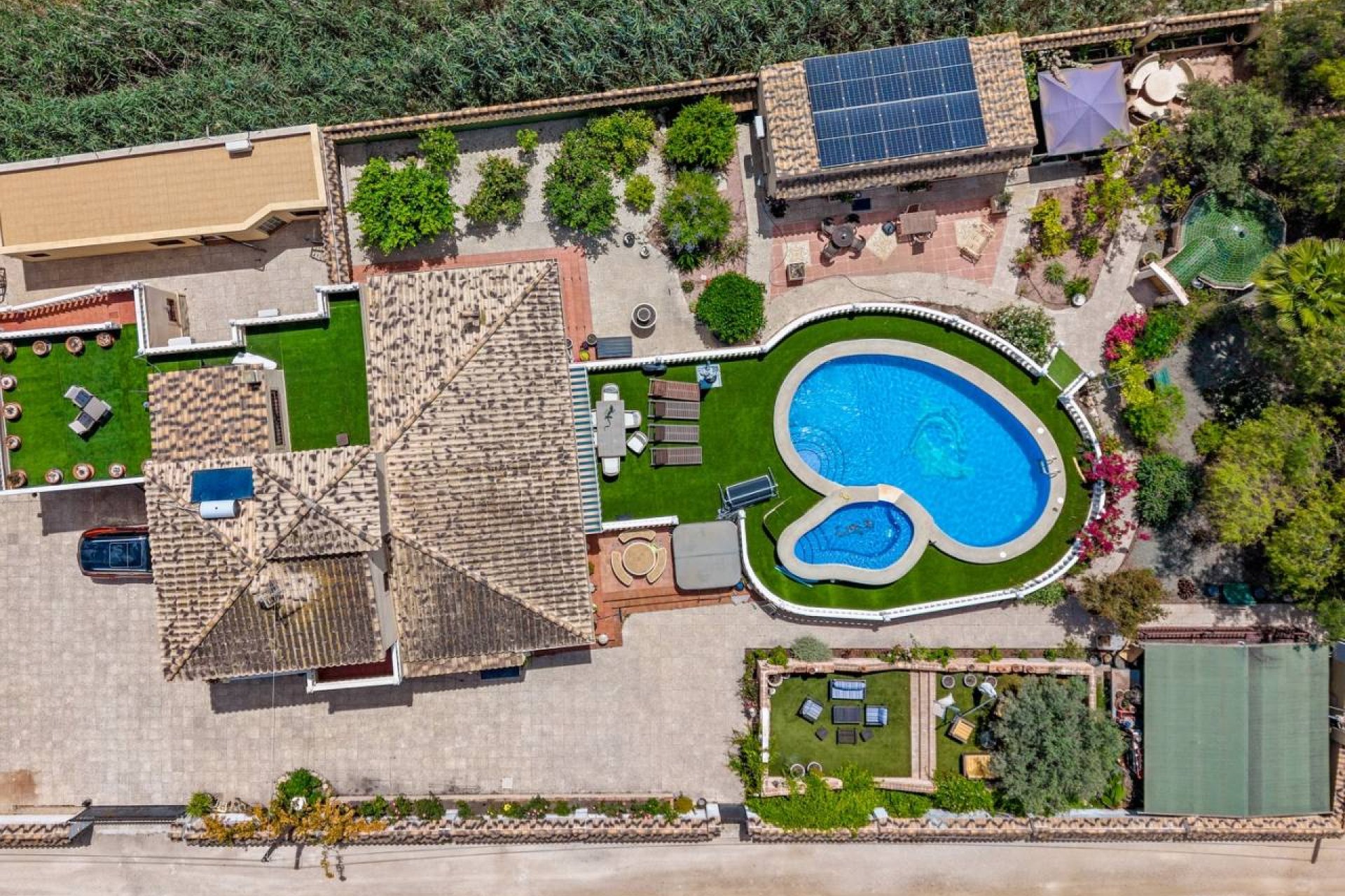 Reventa - Finca -
Catral