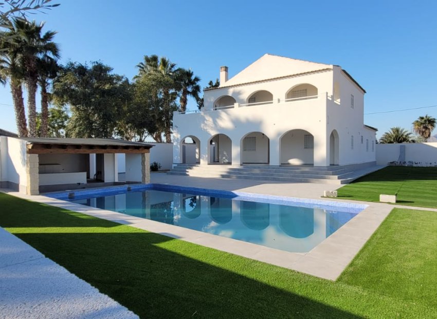 Reventa - Finca -
Catral