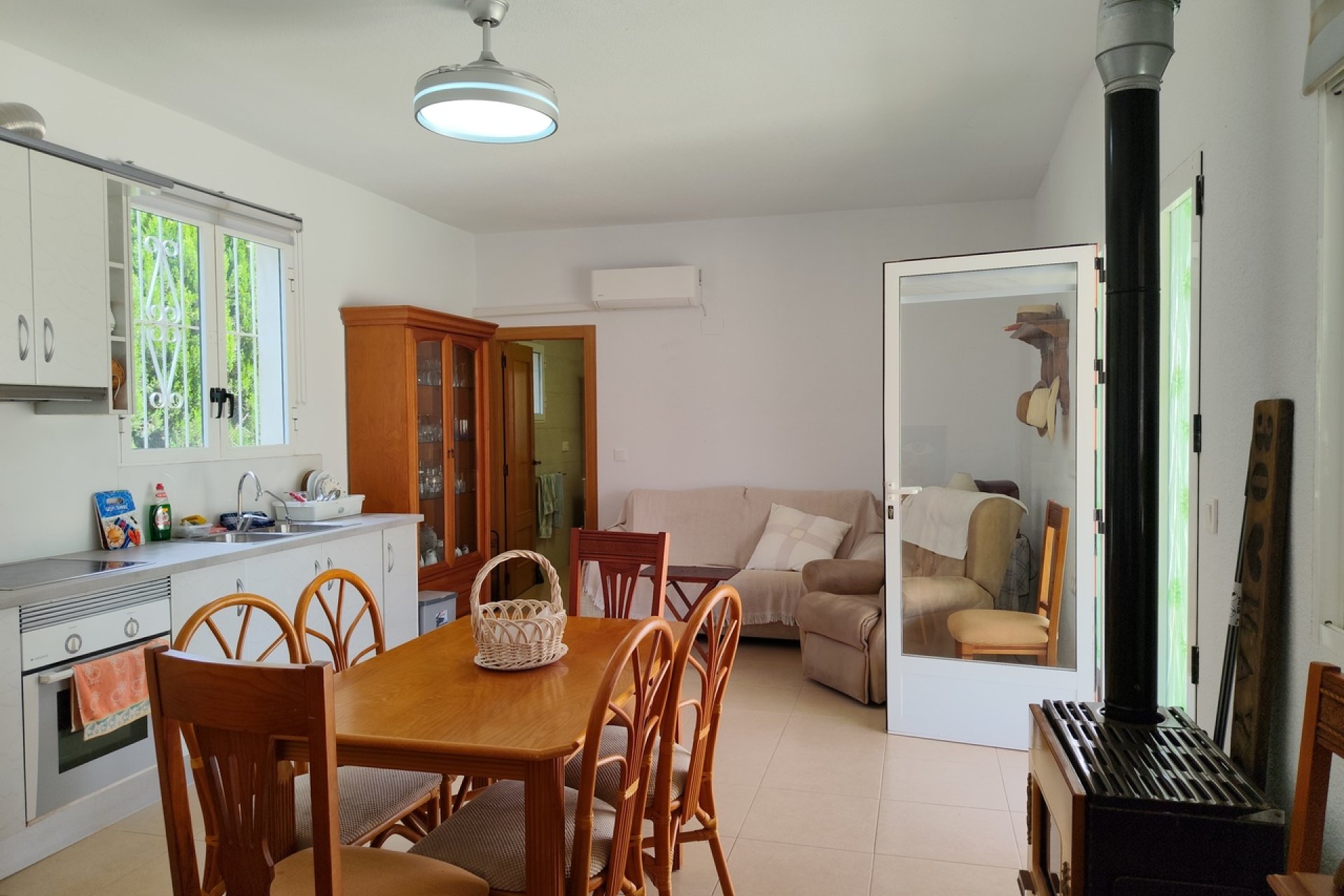 Reventa - Finca -
Los Montesinos