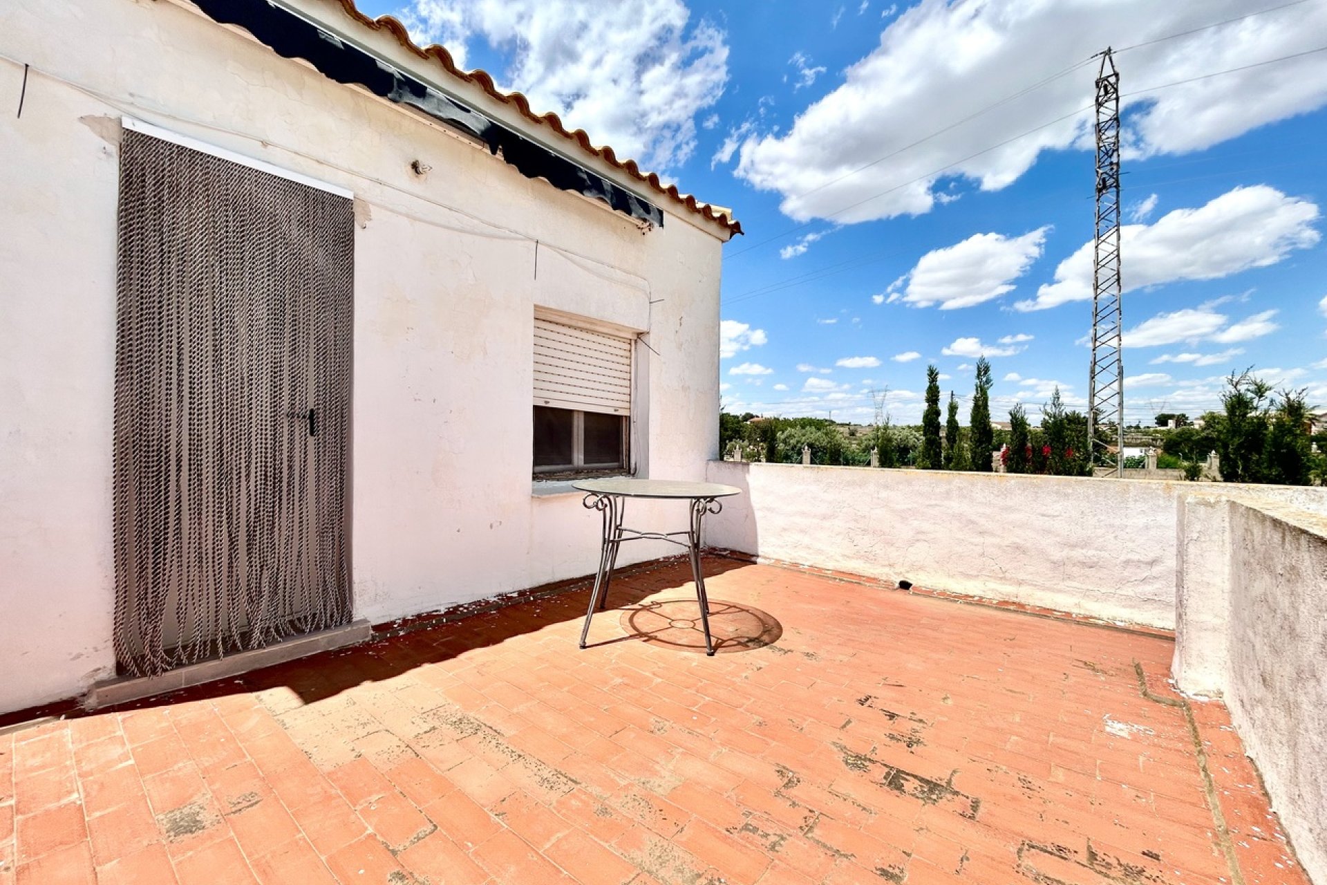 Reventa - Finca -
Los Montesinos