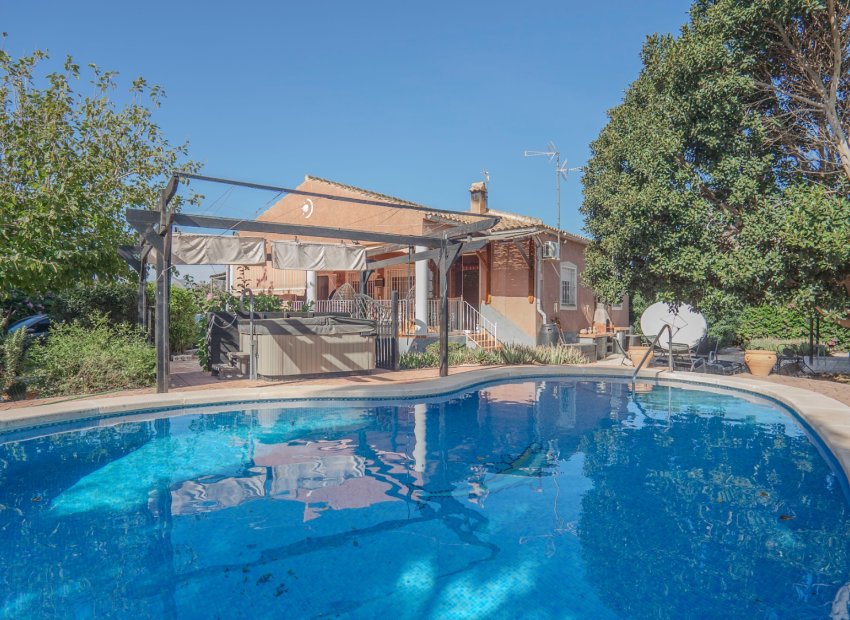 Reventa - Finca -
Orihuela - San Bartolome