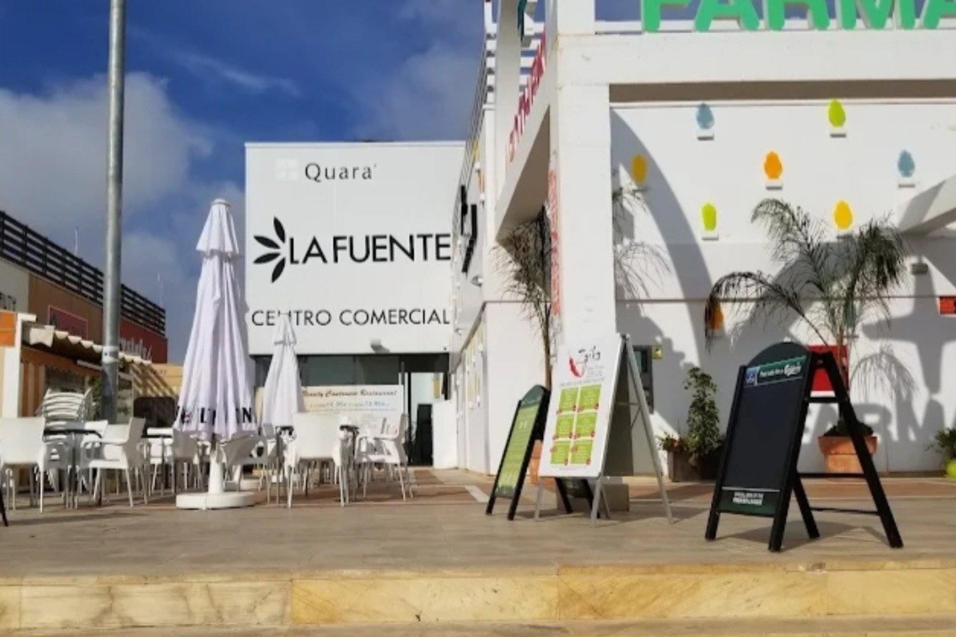 Reventa - Garaje -
La Fuente