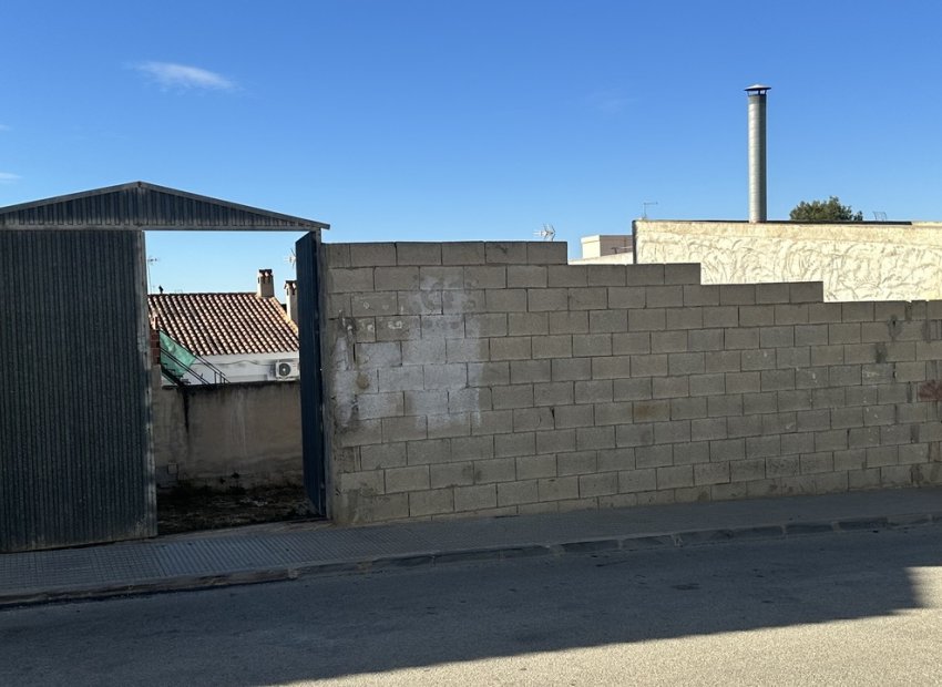 Reventa - Parcela -
Benijofar