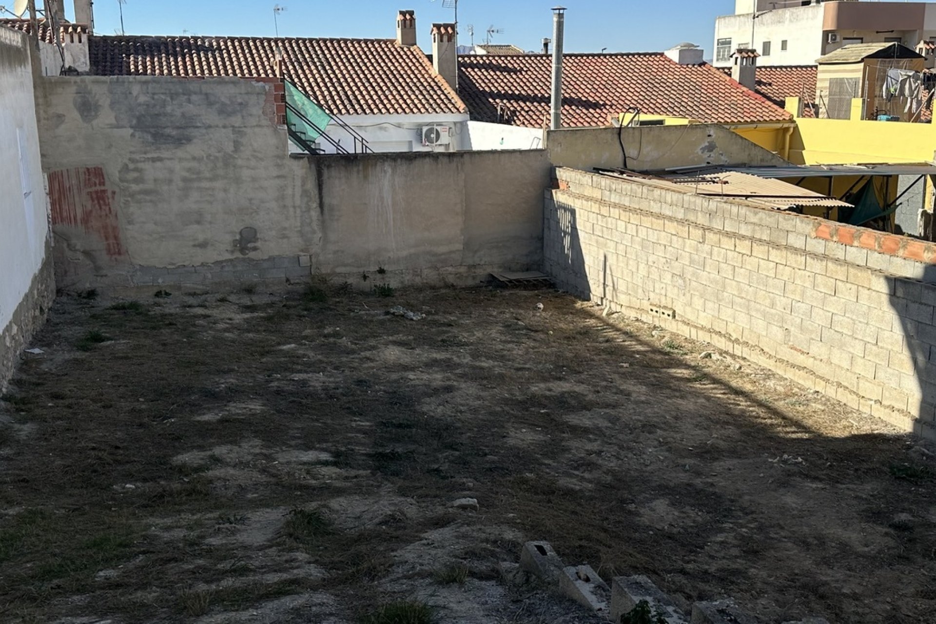 Reventa - Parcela -
Benijofar