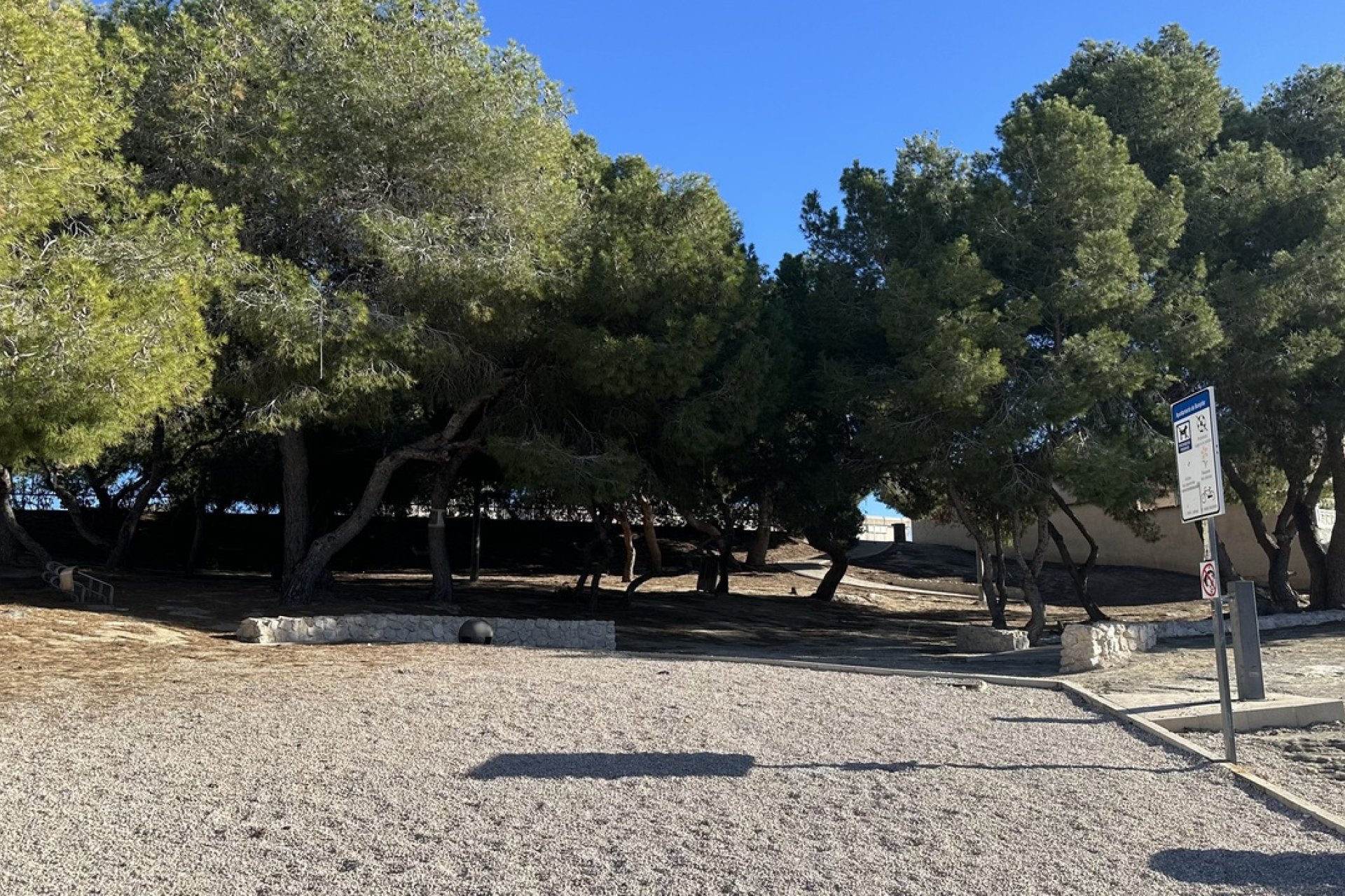 Reventa - Parcela -
Benijofar