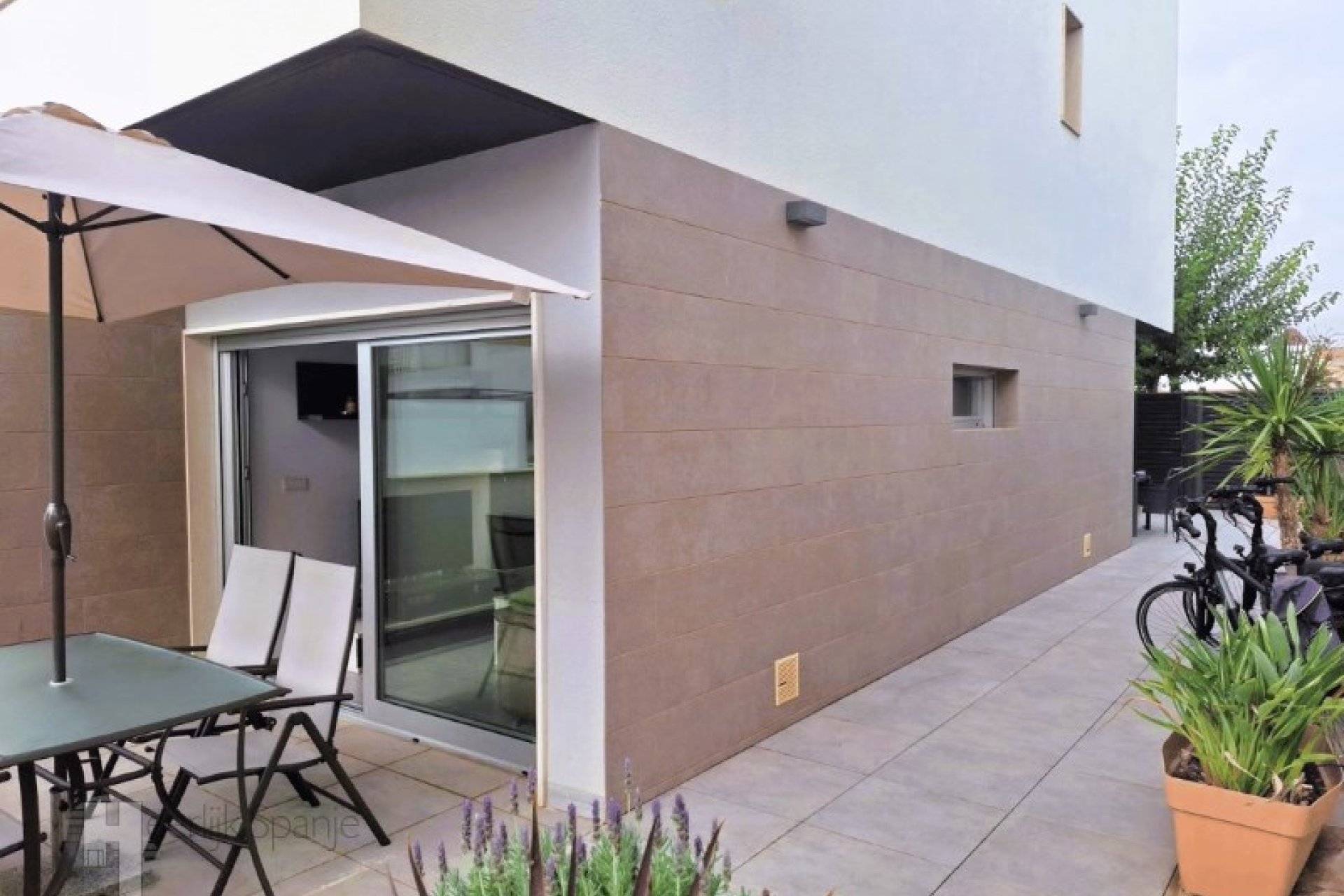 Reventa - Villa /Adosado -
San Javier - Santiago De La Ribera